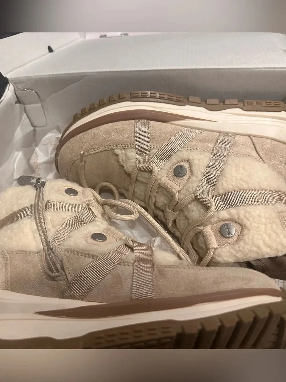 Blowfish Malibu Linx Size 7 Sand Suede & Sherpa-Lined Women’s Hiking Boots